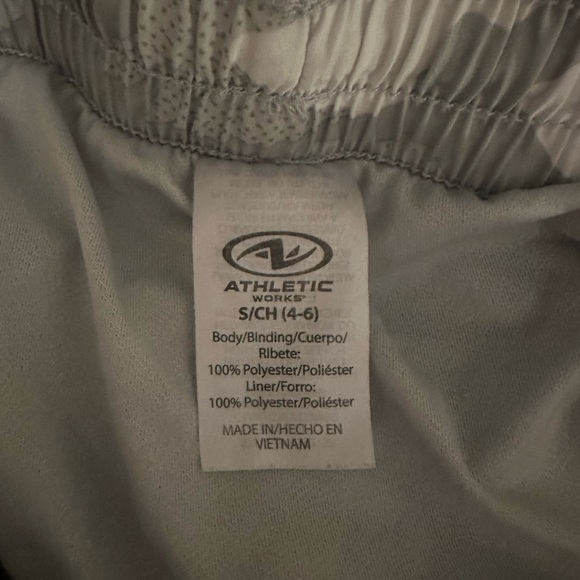 Athletic Works Camo Running Shorts - Size Small (4-6) - Picture 3 of 5